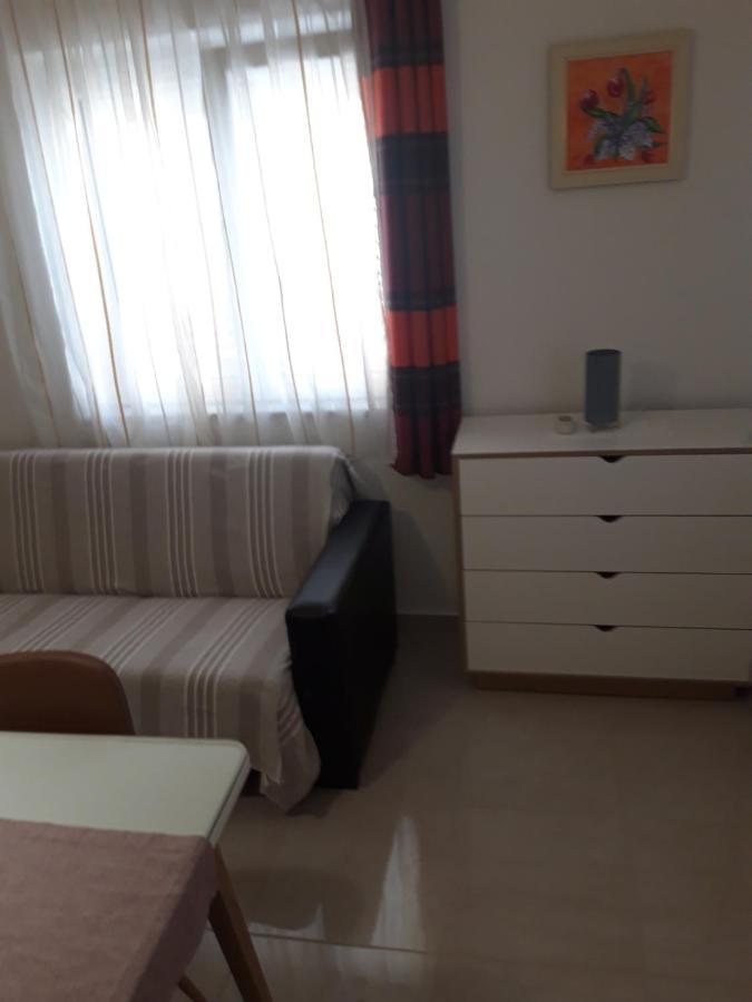 Apartments Smiljana Mucic 马卡尔斯卡 外观 照片