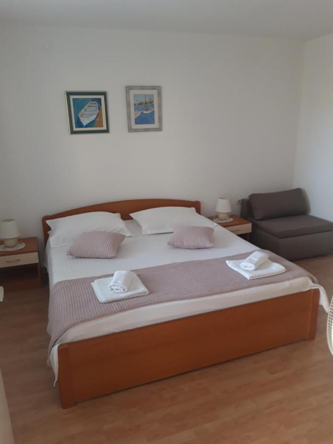 Apartments Smiljana Mucic 马卡尔斯卡 外观 照片