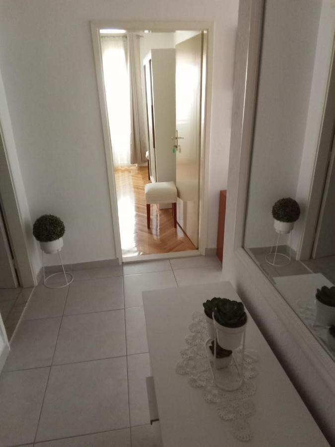 Apartments Smiljana Mucic 马卡尔斯卡 外观 照片